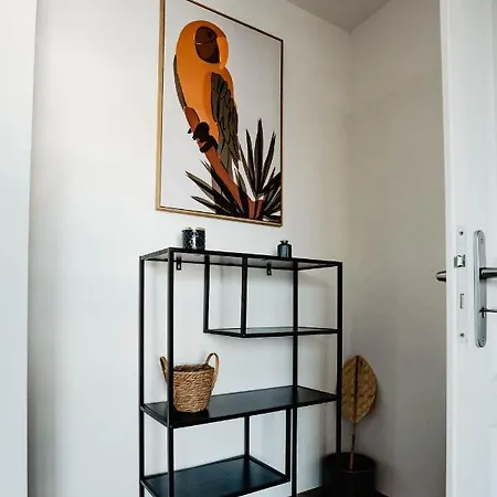 T2 Standing Parking Prive Wi-fi Tv Netflix * فالنسيان